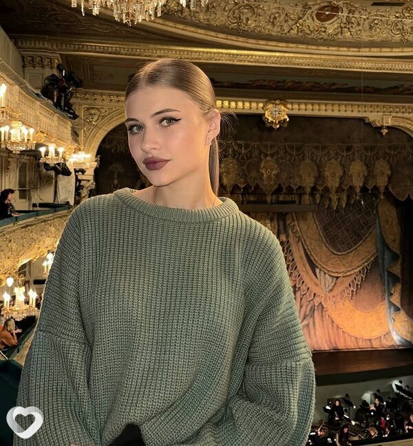 Юля, 22, Ростове-на-Дону — анкета №3315481
