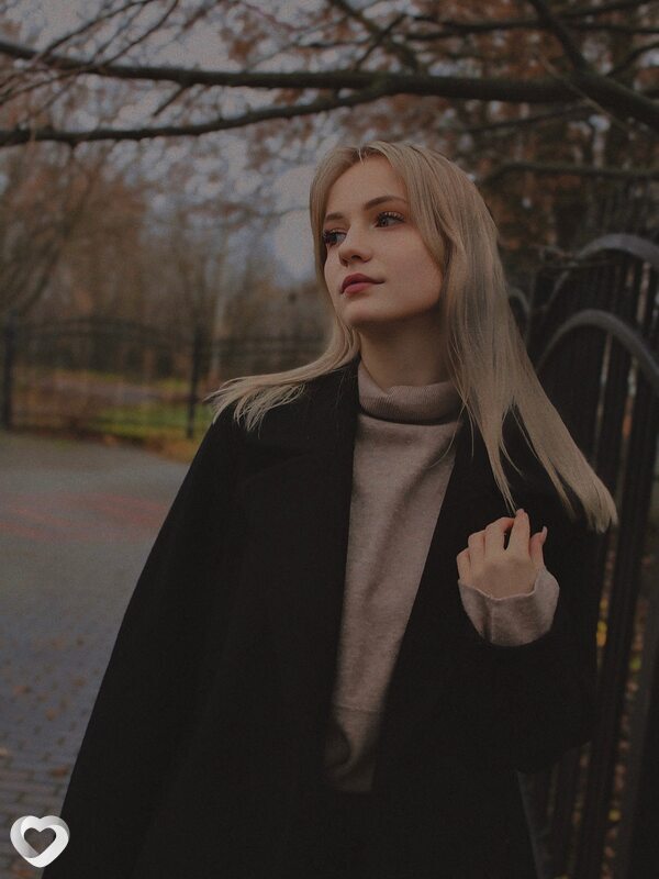 Настя, 20, Ростове-на-Дону — анкета №3315898
