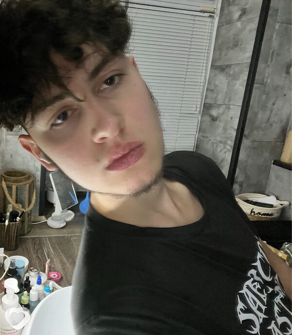 Артем, 21, Набережных Челнах — анкета №3315868