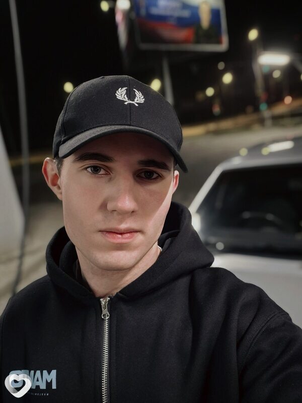Денис, 22, Брянске — анкета №3316840