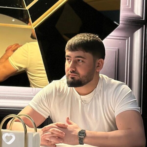 Эдик, 30, Москве — анкета №3317433
