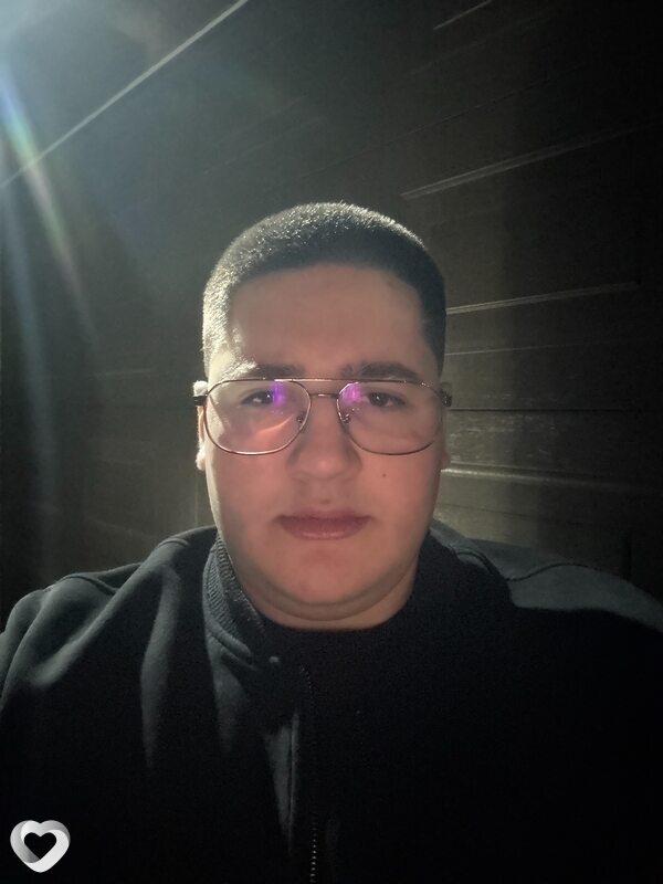 Александр, 21, Ростове-на-Дону — анкета №3317610