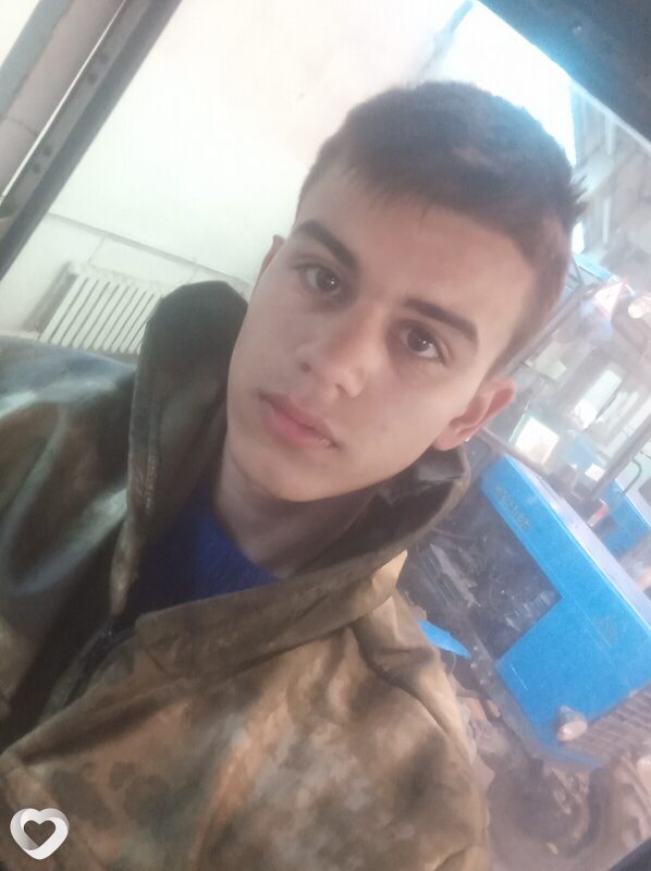 Ваня, 19, Могилев — анкета №3317792