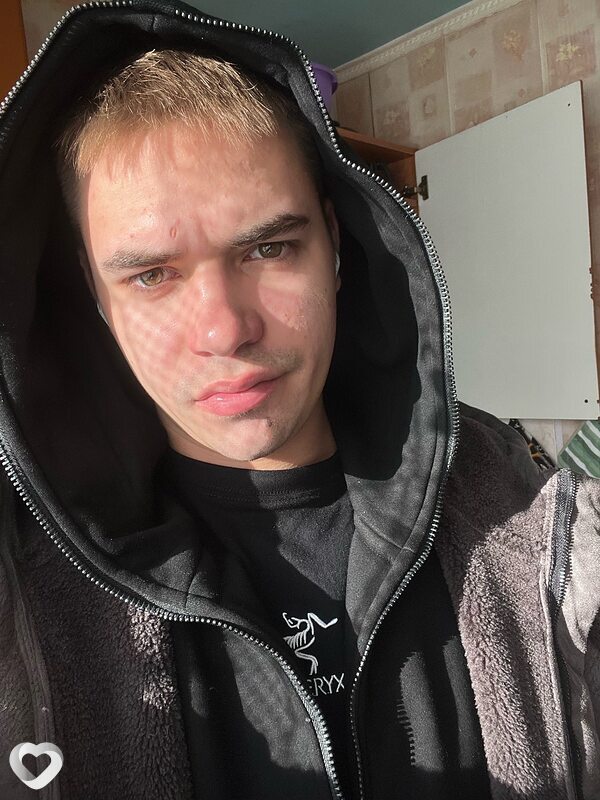 Михаил, 20, Туле — анкета №3319303