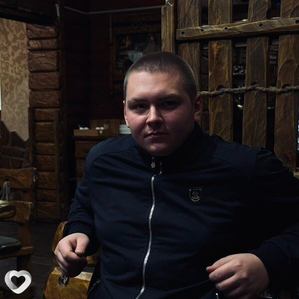 Владислав, 21, Донецке — анкета №3318394