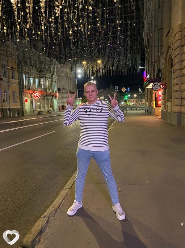 Денис, 25, Харькове — анкета №3320519