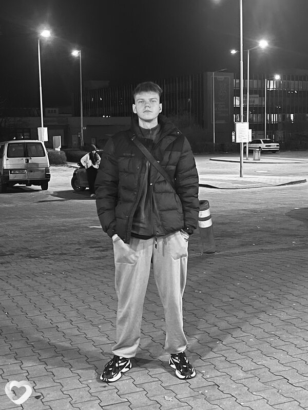 Nikita, Прага
