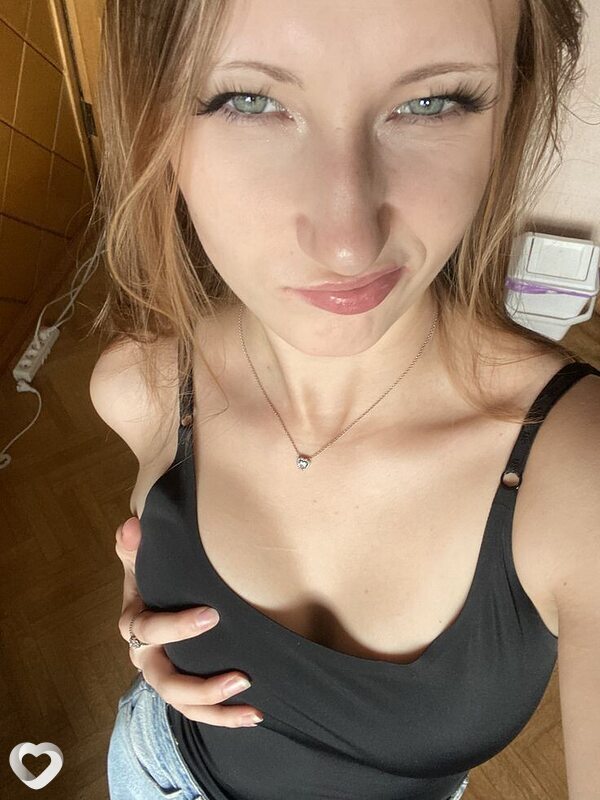 Адель, 19, Вологде — анкета №3321236