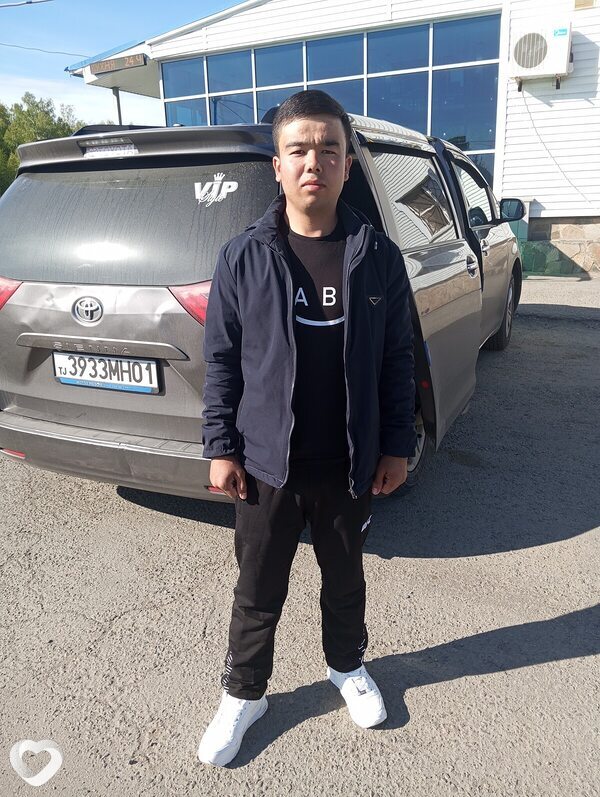Максим, 26, Екатеринбурге — анкета №3321146