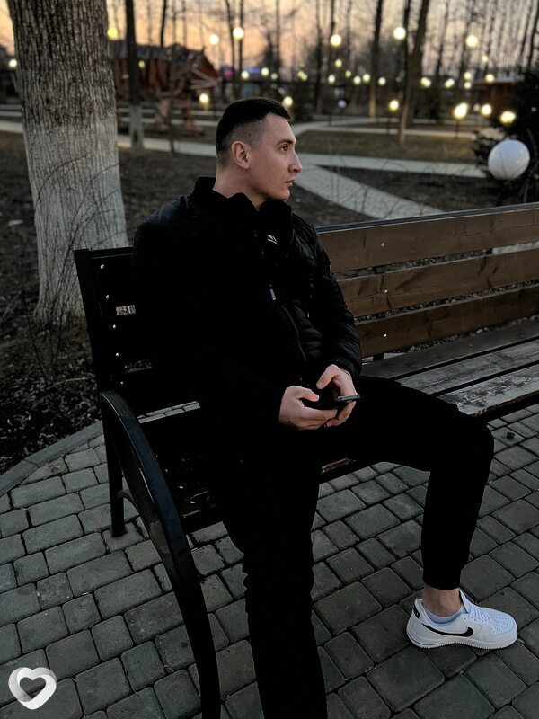 Евгений, 29, Артеме — анкета №3321507