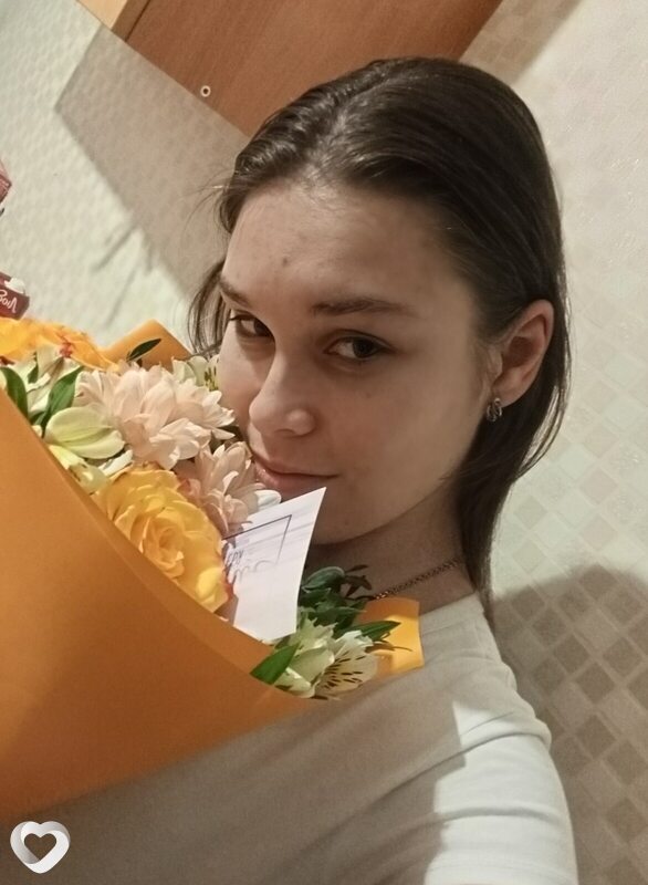 Карина, 18, Тюмени — анкета №3321957