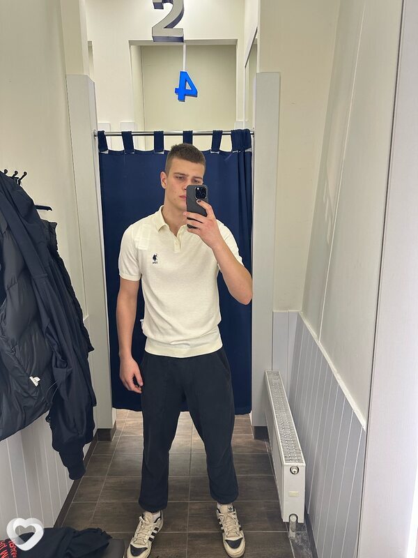 Kirill, 18, Перми — анкета №3322354