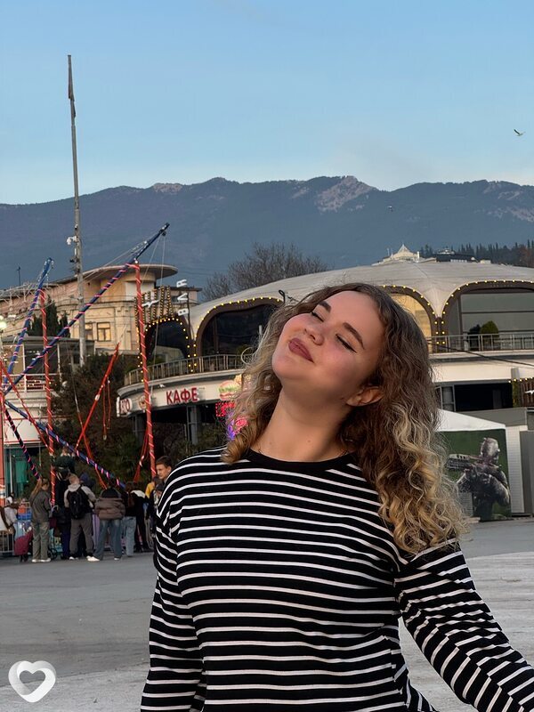 Катя, 20, Сочи — анкета №3322531
