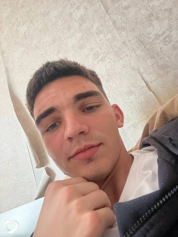 Александр, 19, Молодечно — анкета №3322561