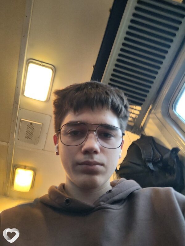 Евгений, 18, Лунинце — анкета №3323306