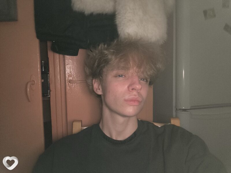 Андрей, 19, Минске — анкета №3323120
