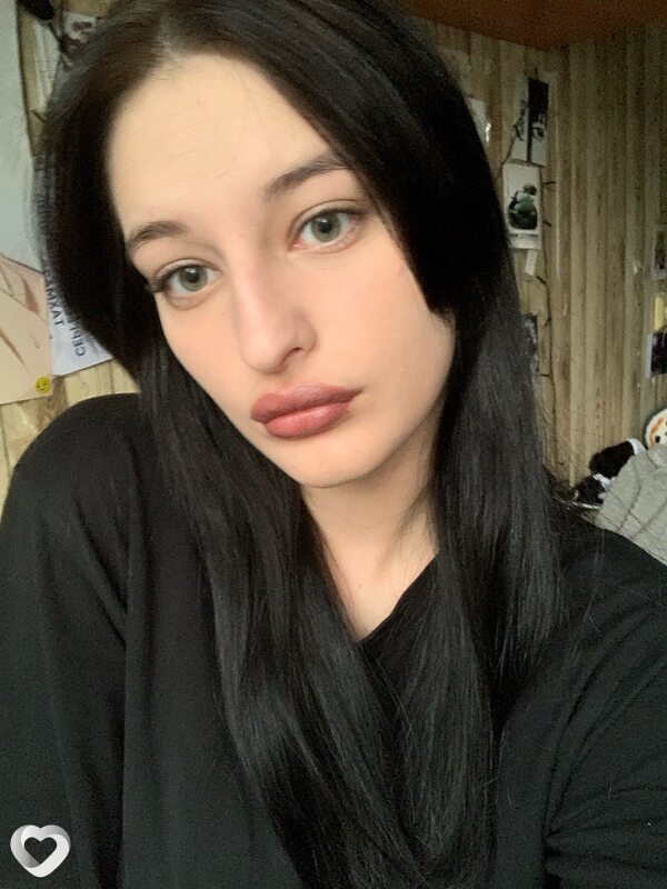 Виктория, 20, Пскове — анкета №3323206