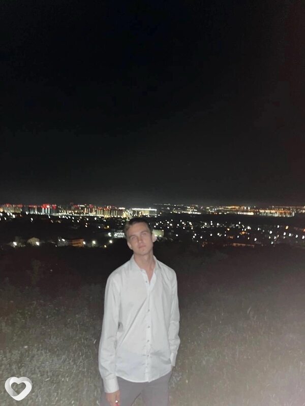Иван, 23, Новороссийске — анкета №3323213