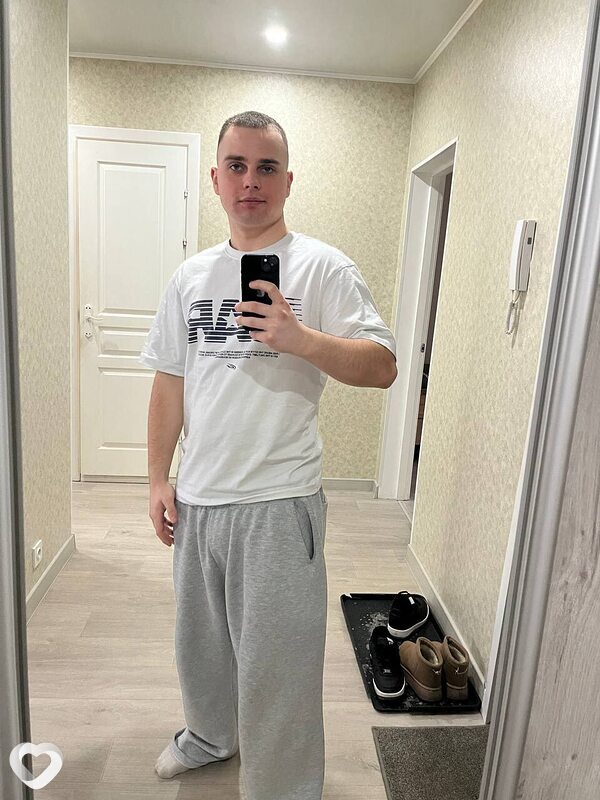 Марк, 21, Гродно — анкета №3323797