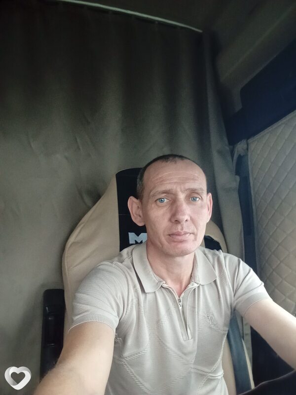 Владимир, 44, Ханты-Мансийске — анкета №3323879