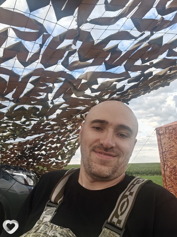 Артем, 37, Барнауле — анкета №3324474
