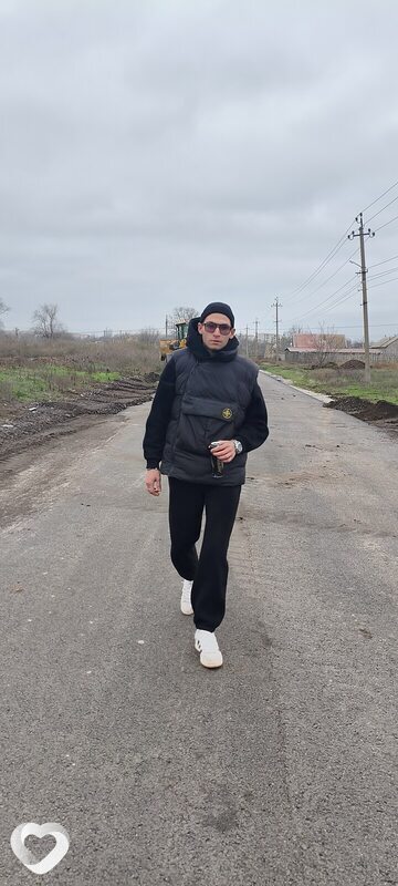 Георгий, 24, Мелитополе — анкета №3325944