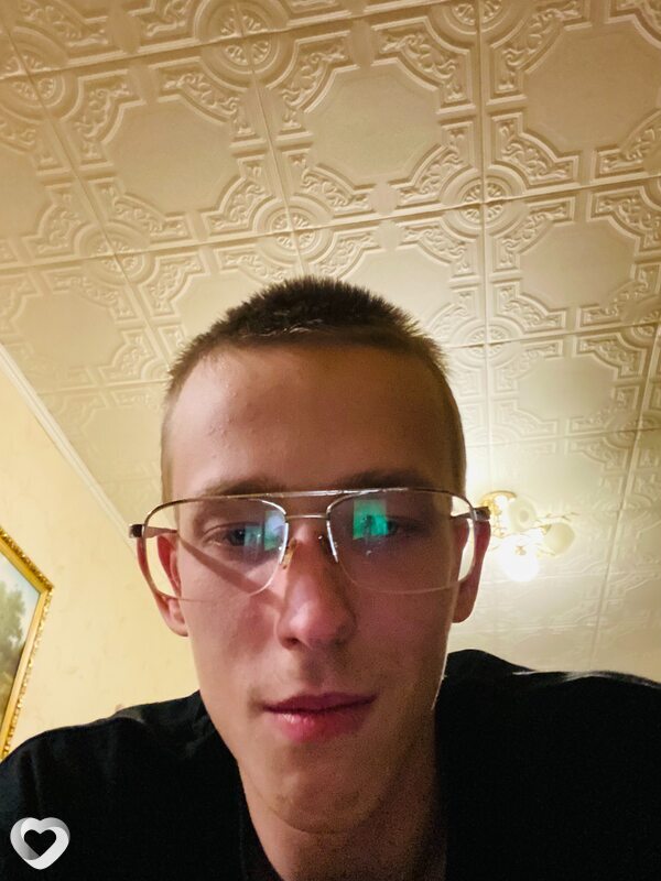 Дима, 22, Санкт-Петербурге — анкета №3325936