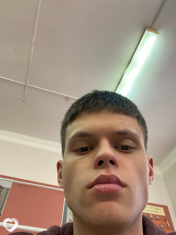 Артур Микаэлян, 20, Гомеле — анкета №3327252