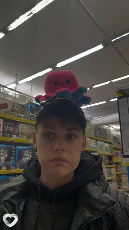Артём, 21, Улан-Удэ — анкета №3327575