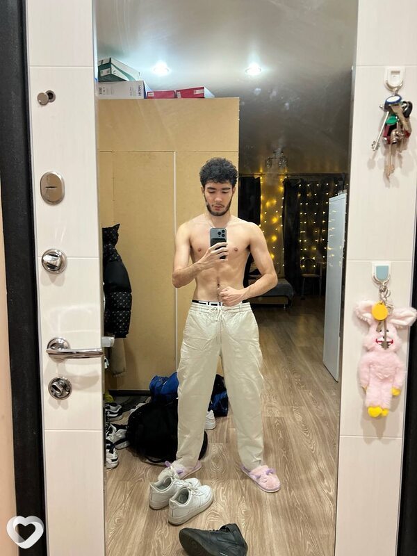 Амирчик, 21, Хабаровске — анкета №3327224