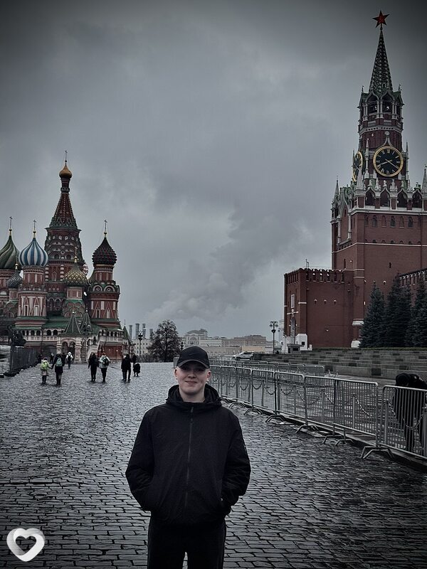 Андрей, 21, Кирове — анкета №3328371