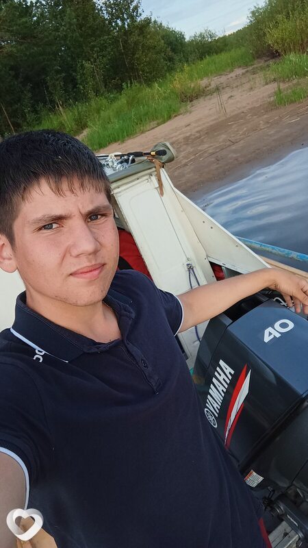 Артём, 19, Череповце — анкета №3328727
