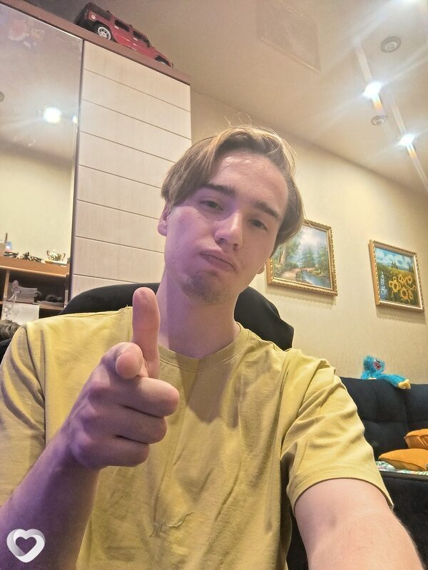 Алексей, 21, Магадане — анкета №3329182