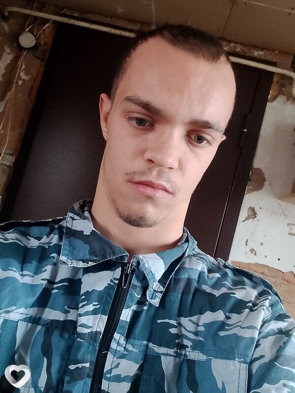 Вова, 20, Шахтах — анкета №3329137
