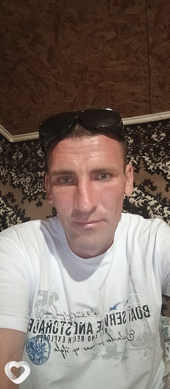 Евгений, 33, Артеме — анкета №3329882