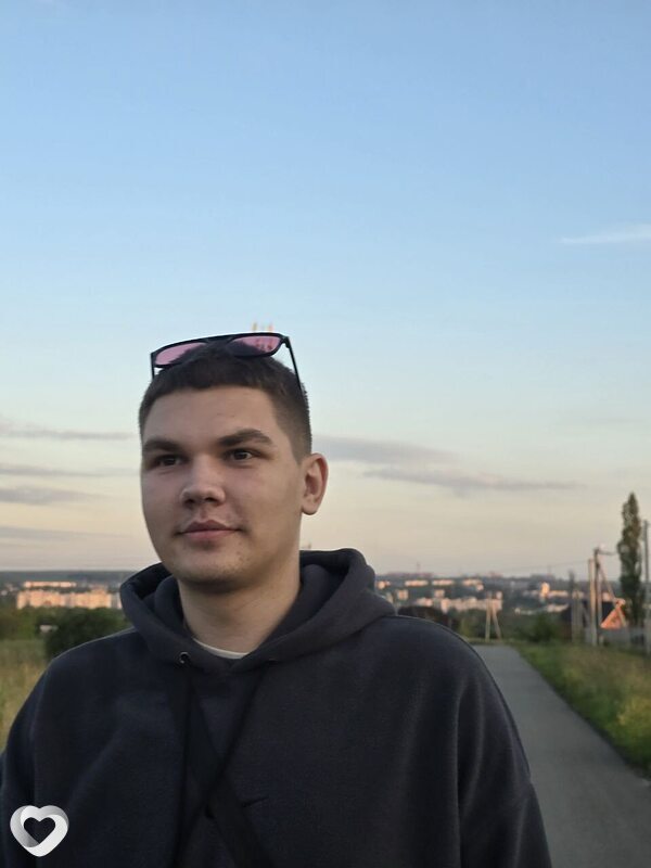 Александр, 21, Старом Осколе — анкета №3329883