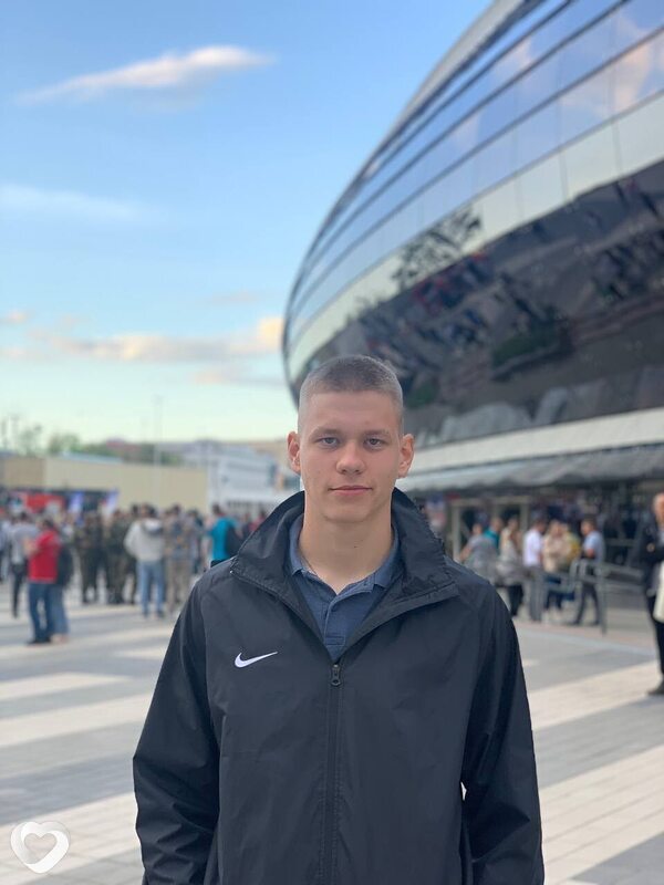Александр, 23, Омске — анкета №3330447