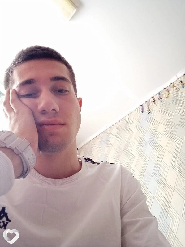 Илья, 25, Самаре — анкета №3330091