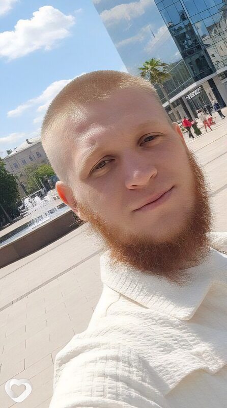 Анатолий, 28, Донецке — анкета №3330869