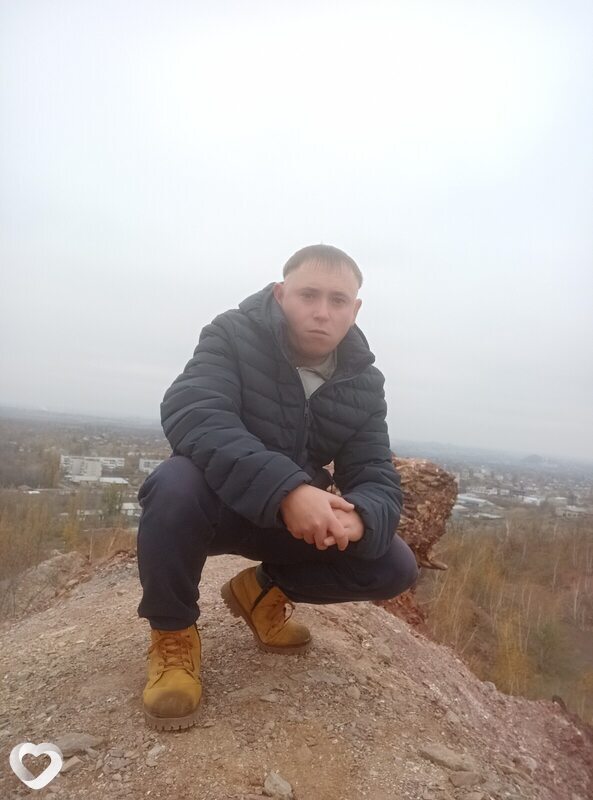 Юрий, 33, Шахтах — анкета №3331112