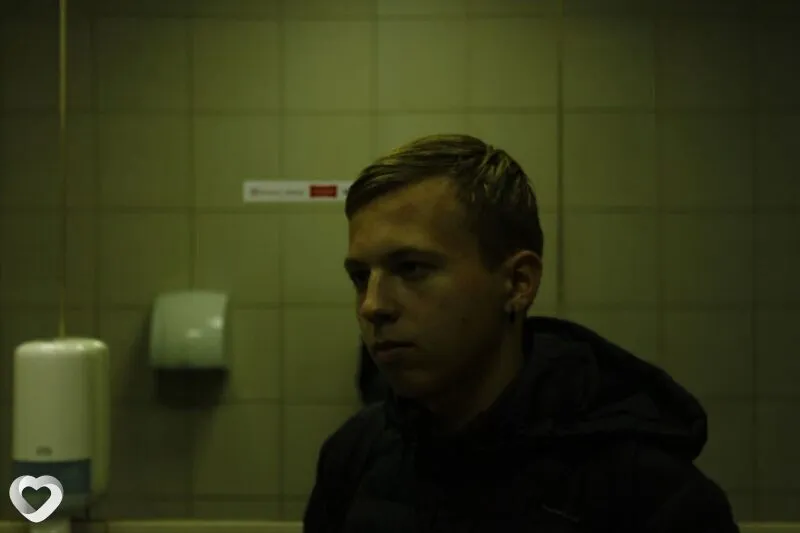 Денис, 22, Барнауле — анкета №3331559