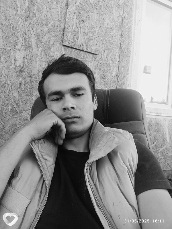 Умид, Бухара