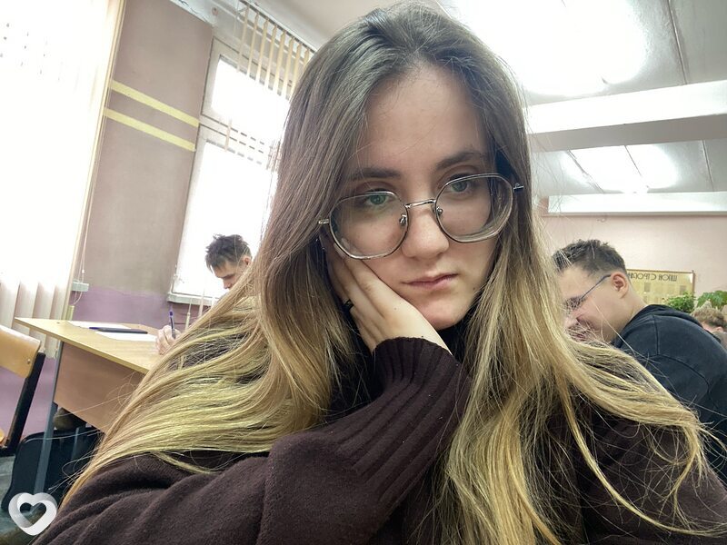Карина, 19, Бобруйске — анкета №3332544