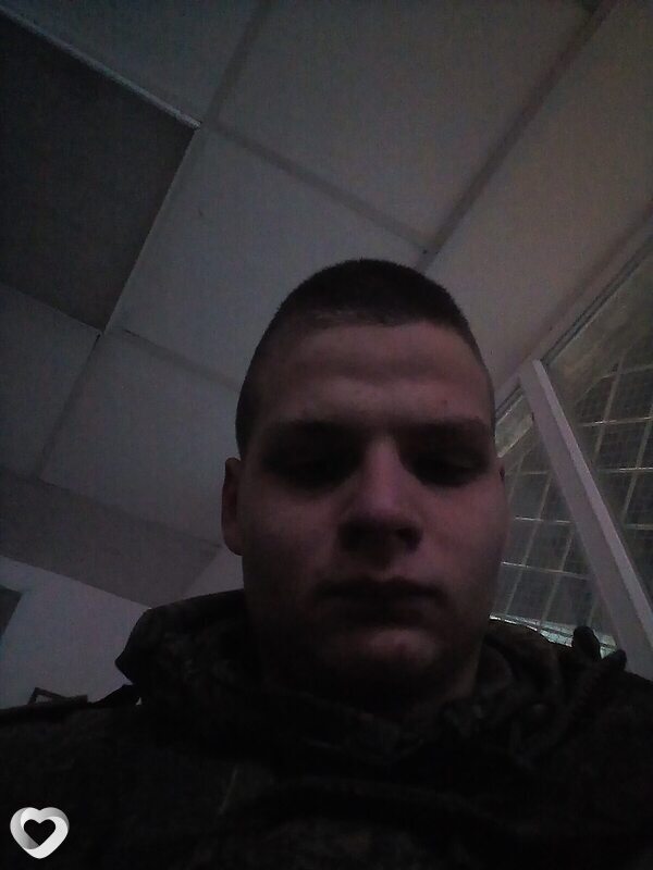 Дмитрий, 20, Омске — анкета №3332577