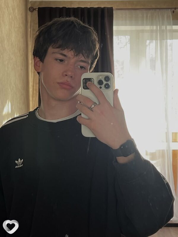 Danilka, 21, Тюмени — анкета №3332951