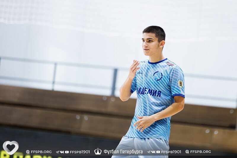 Антон, 19, Санкт-Петербурге — анкета №3333533