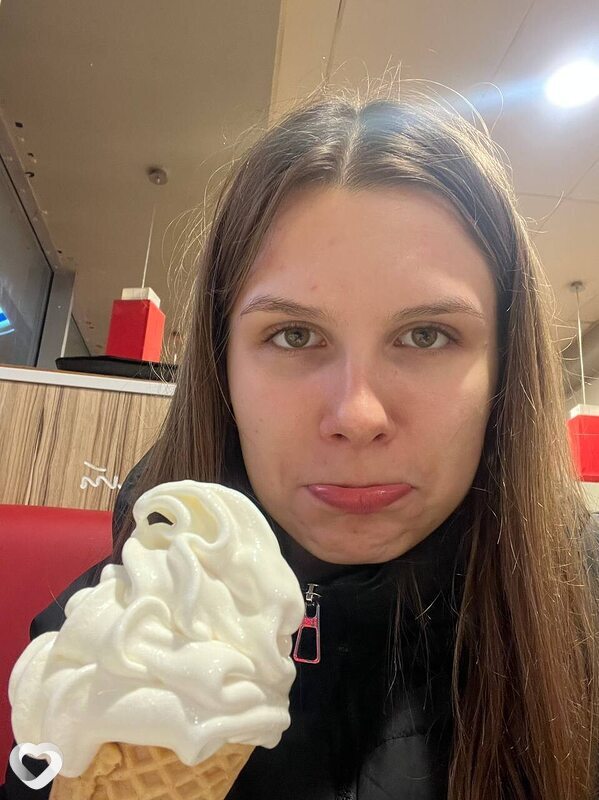 Алёна, 19, Смоленске — анкета №3333660