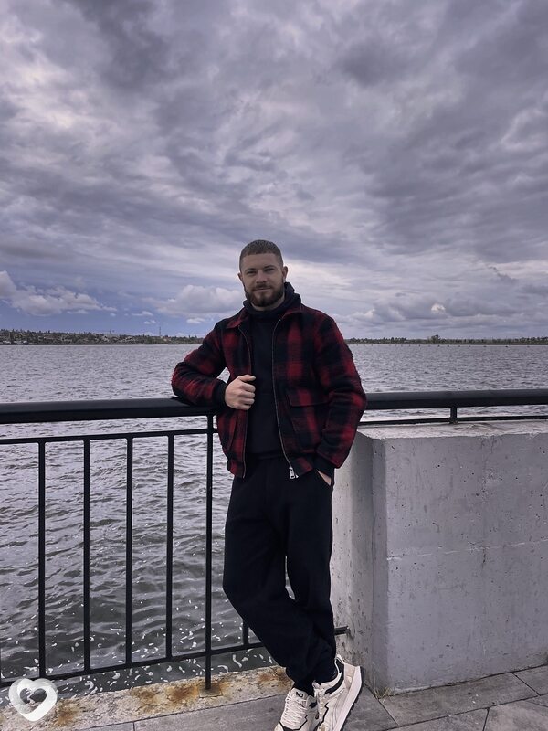 Денис, 24, Николаеве — анкета №3333832