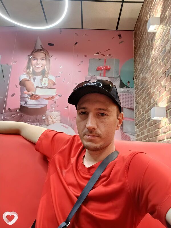 Денис, 33, Брянске — анкета №3334412