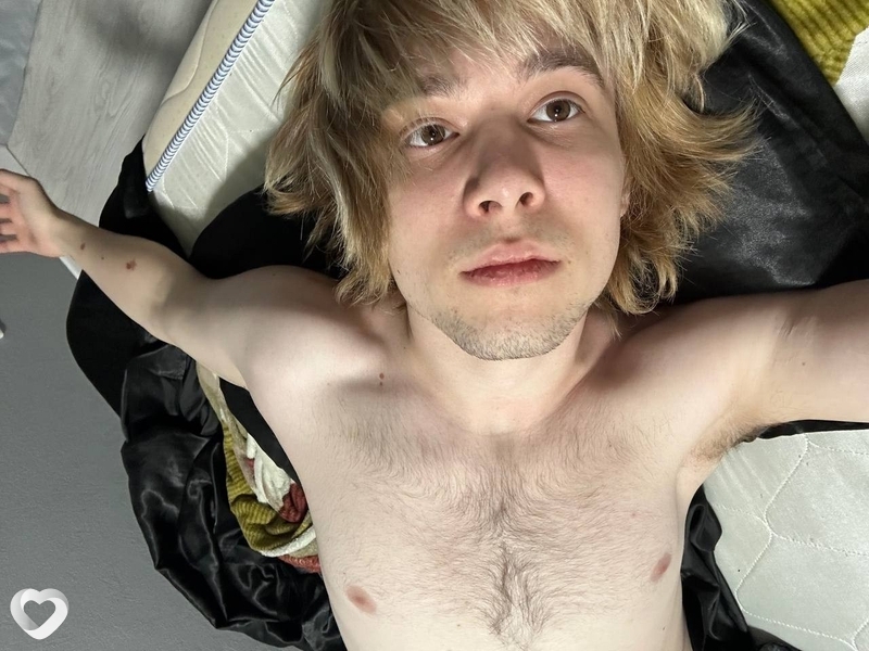 Максим, 22, Волгограде — анкета №3335093